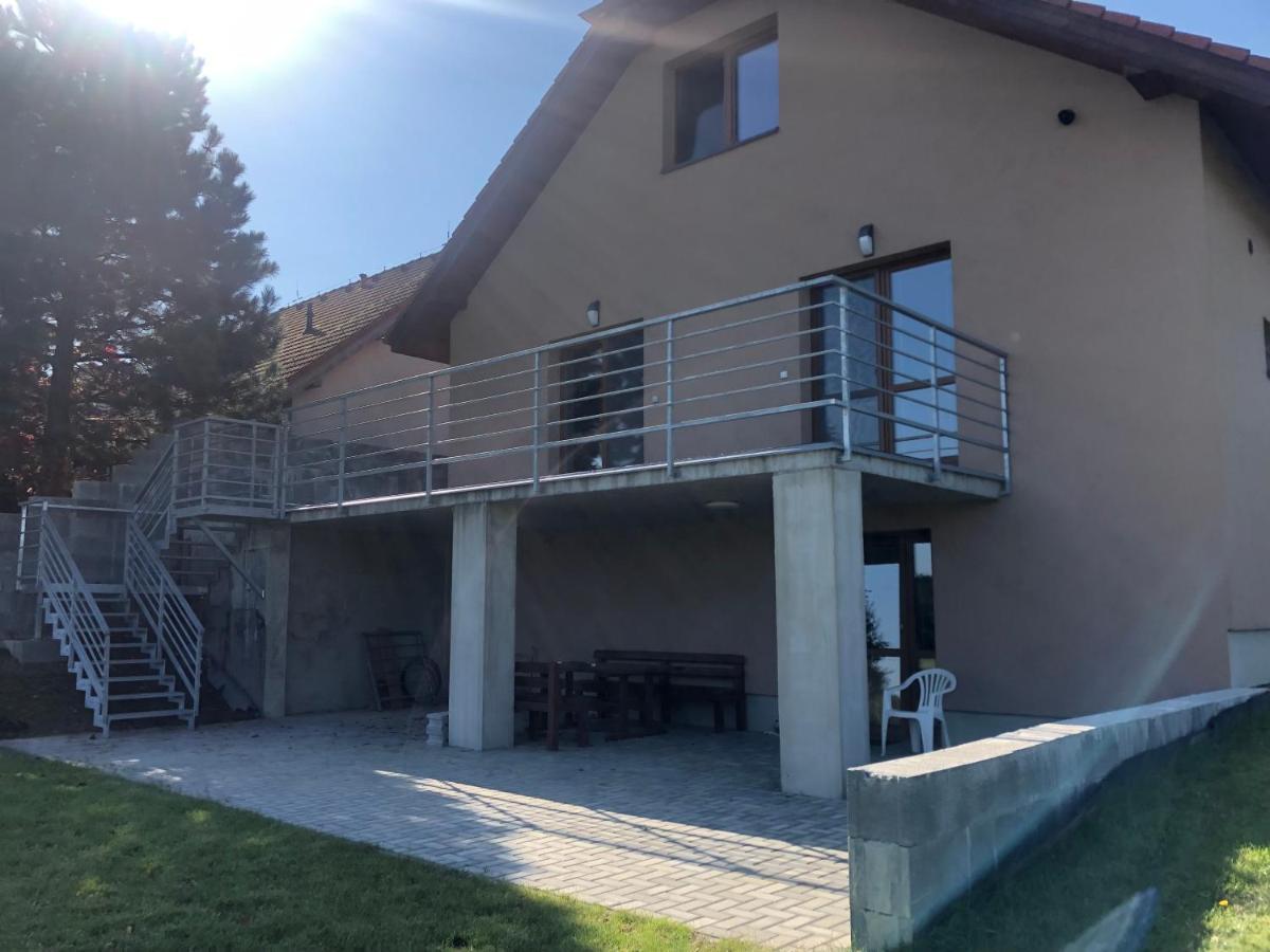 Penzion Cavisov Exterior photo